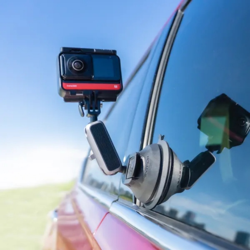 PGYTECH Suction Cup Car Mount  - Photography Grip Insta360 X5 review and price