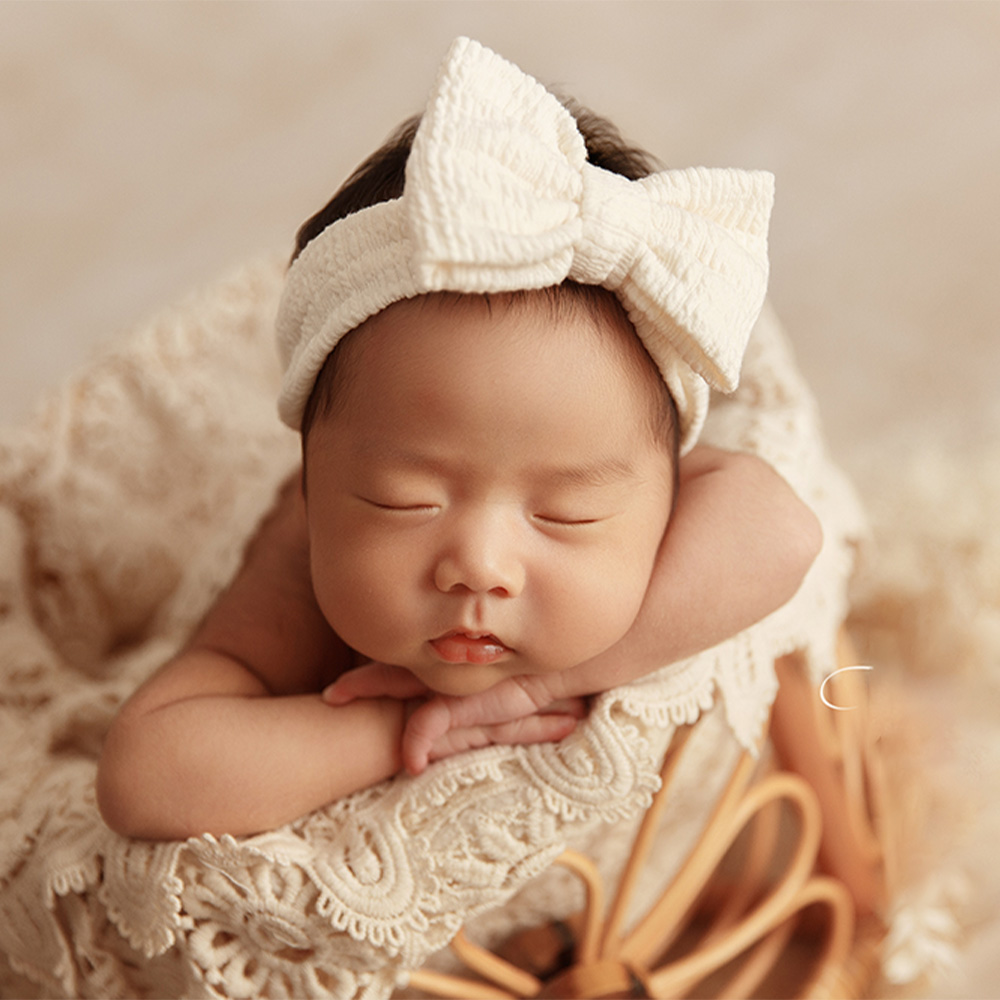 0-1 Month Baby Photography Pro - Photography Cheat Sheet review and price
